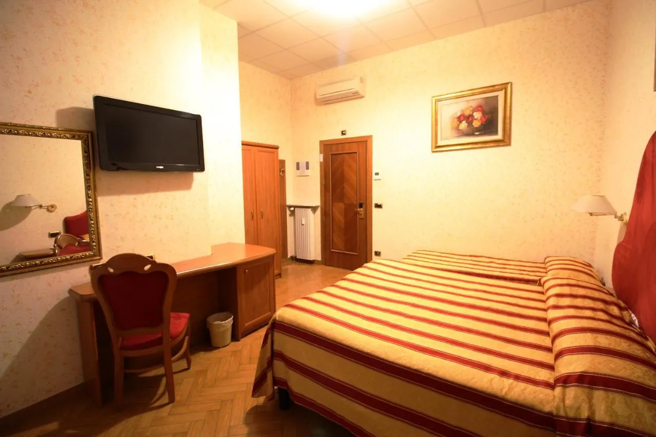 ***  Hotel Brignole Генуя Италия