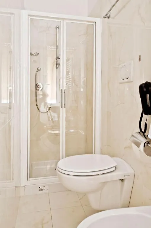 Hotel Brignole Генуя Италия