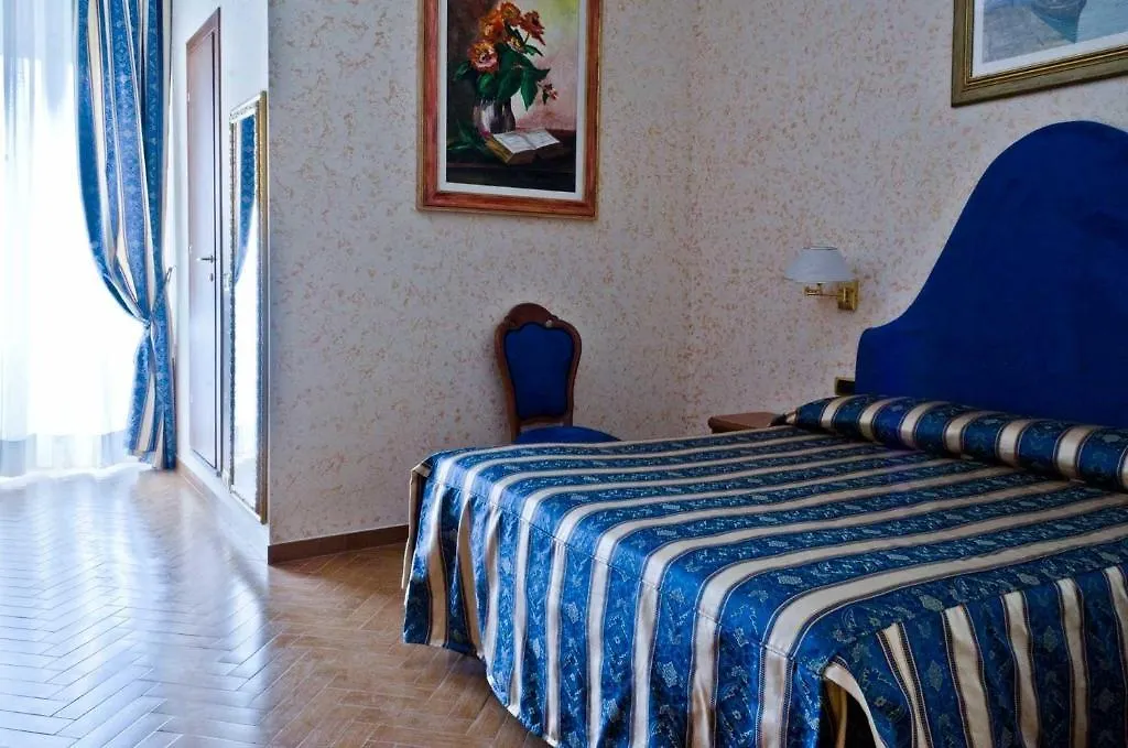 ***  Hotel Brignole Генуя Италия